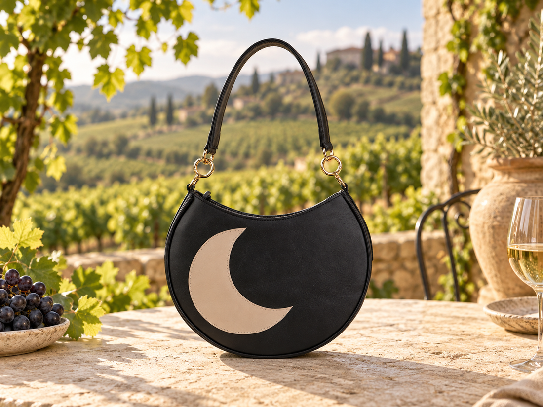 Bolso Vallejo en un viñedo
