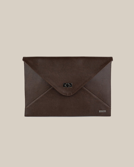 porta laptop chico arizona, fotografía de estudio sobre fondo topo claro